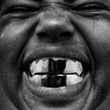 Ye " Bully "