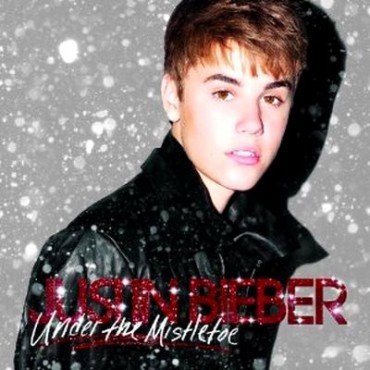Justin Bieber " Under the Mistletoe " 